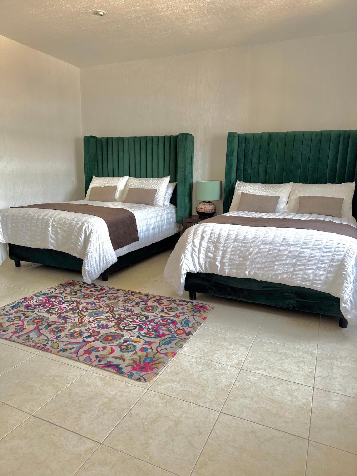Suite Los Angeles Tecozautla Exterior foto